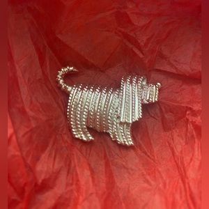 Retro Vintage Sarah Coventry Silver Tone Shaggy Dog Pin Brooch